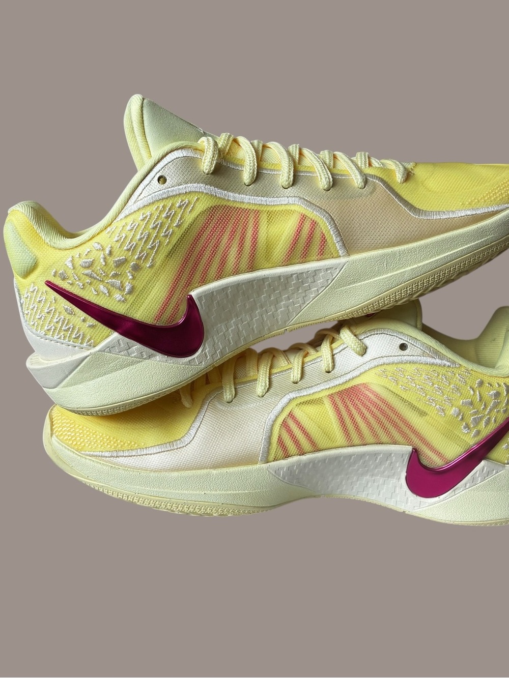 Nike Sabrina 2 "Trust Your Game" Women’s Size 7.5 Brand New - Picture 11 of 15